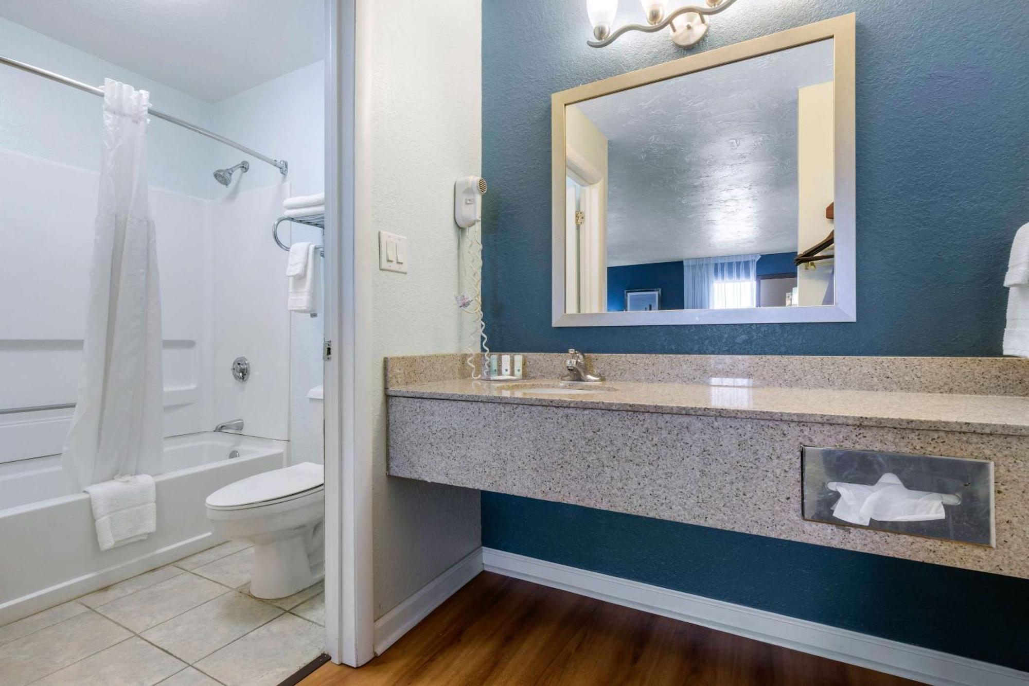 Quality Carolina Oceanfront Locanda 3*