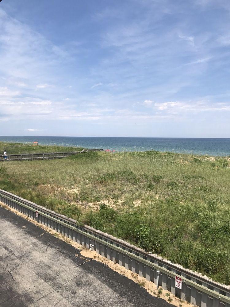 Inn Quality Carolina Oceanfront 3*