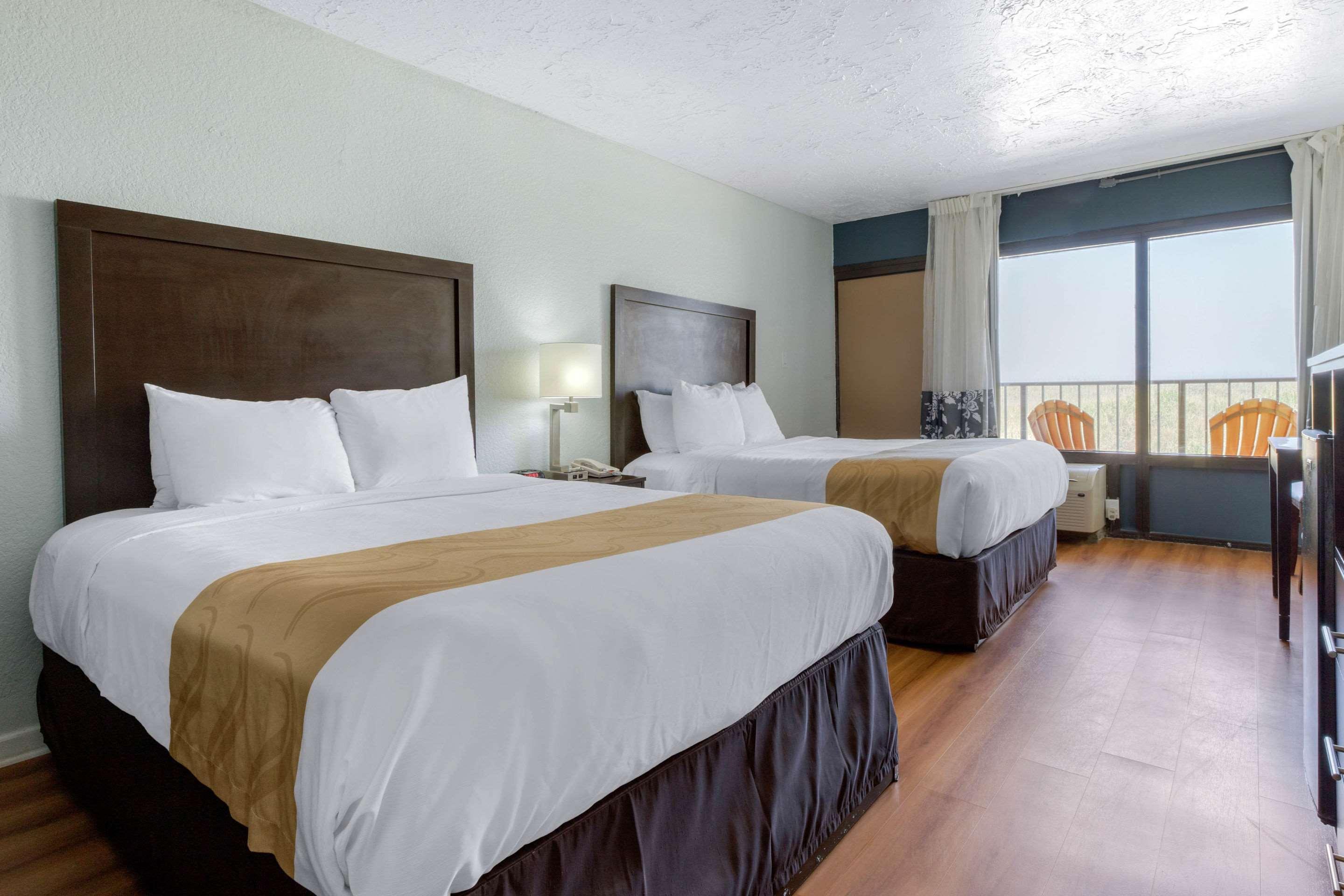 Inn Quality Carolina Oceanfront 3*