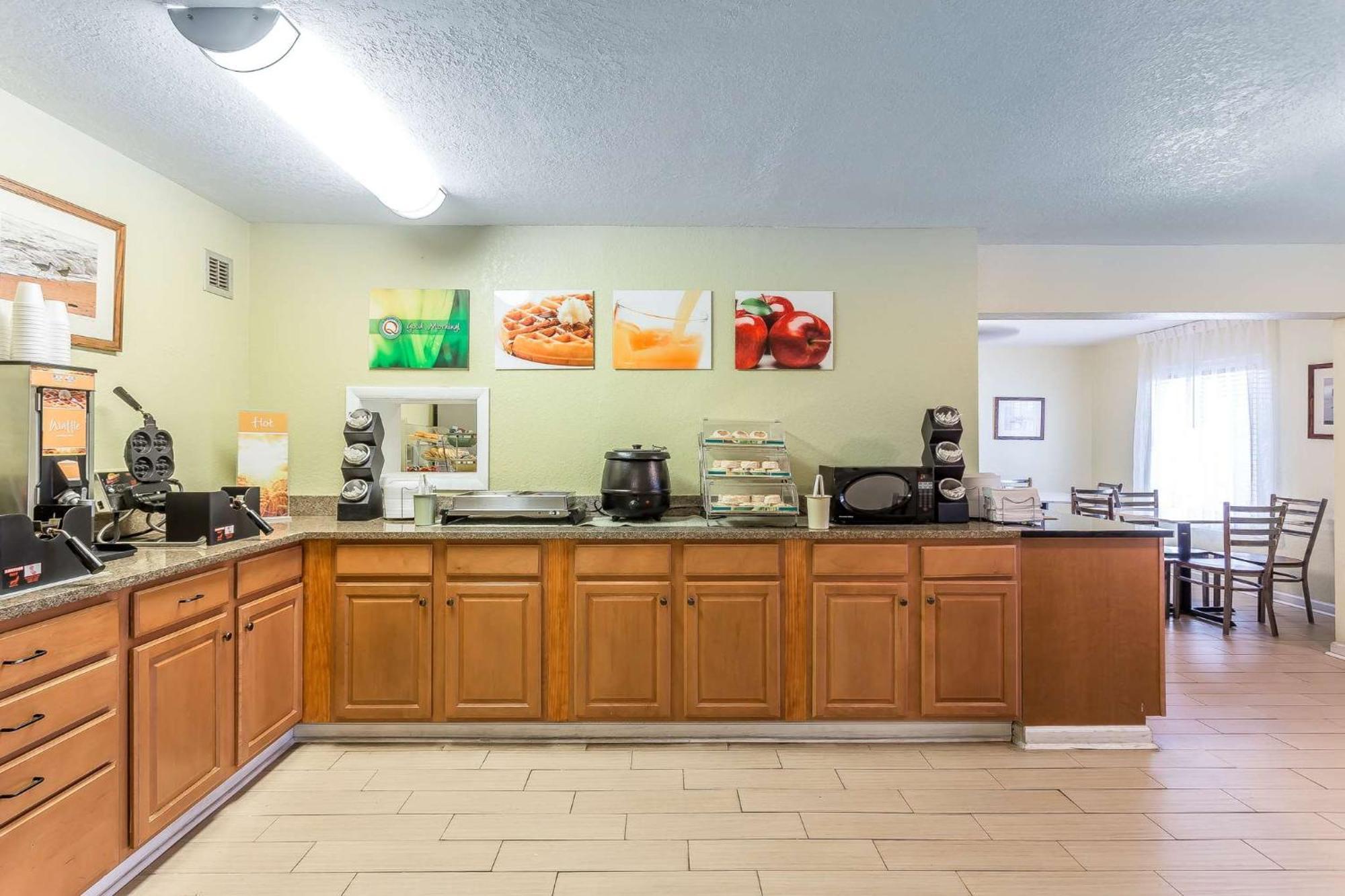 Inn Quality Carolina Oceanfront Kill Devil Hills