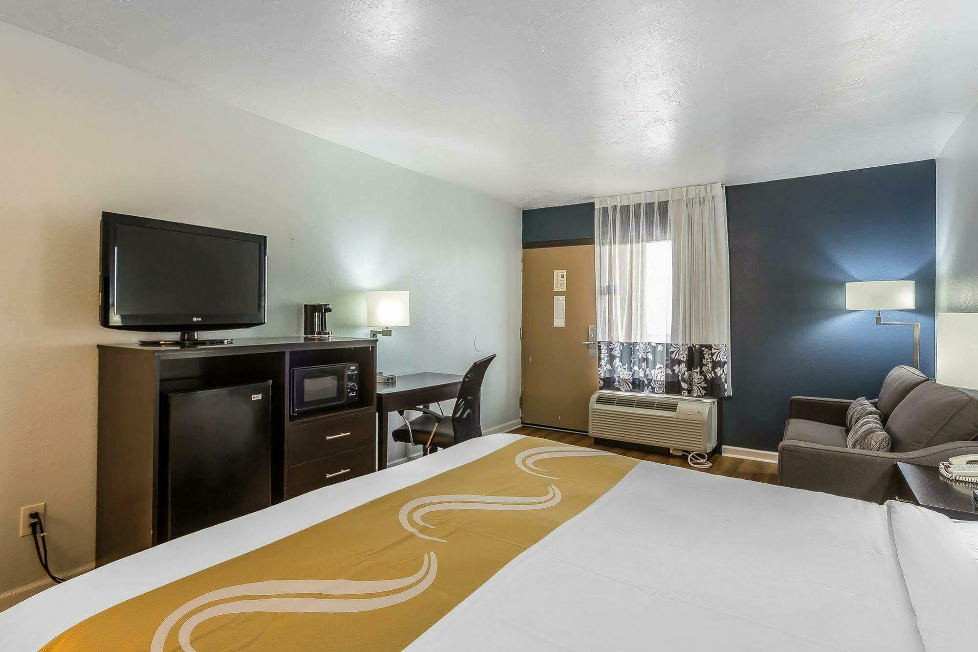 Quality Carolina Oceanfront Inn Kill Devil Hills